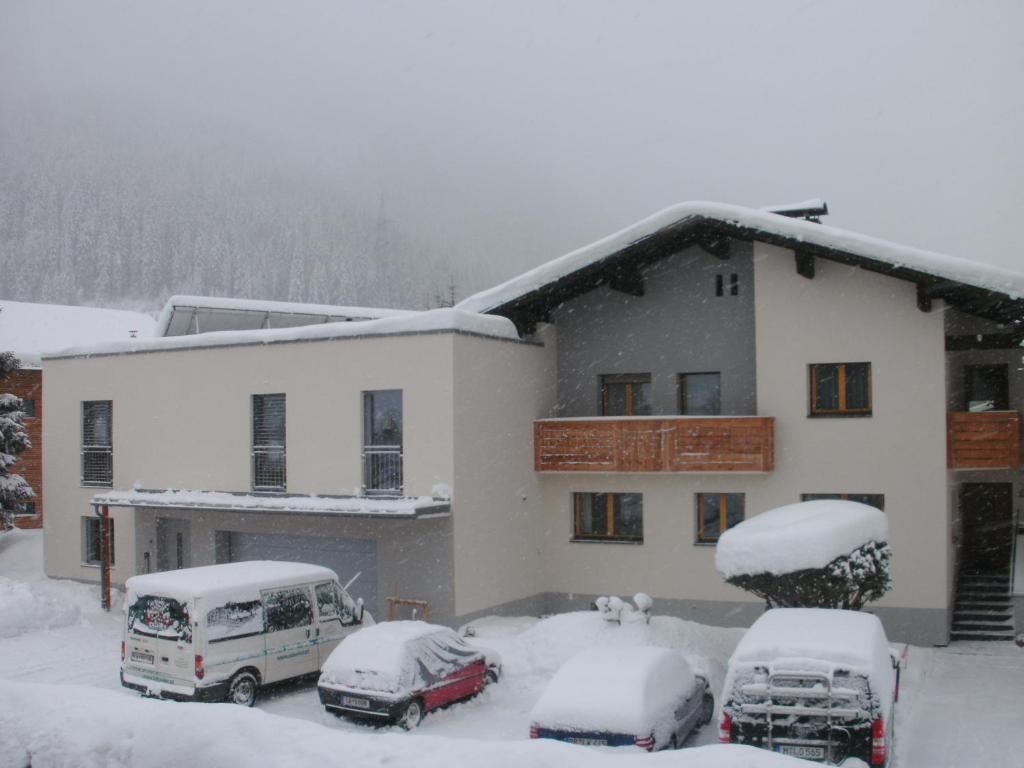 Appartement Christopherus Pettneu am Arlberg Buitenkant foto